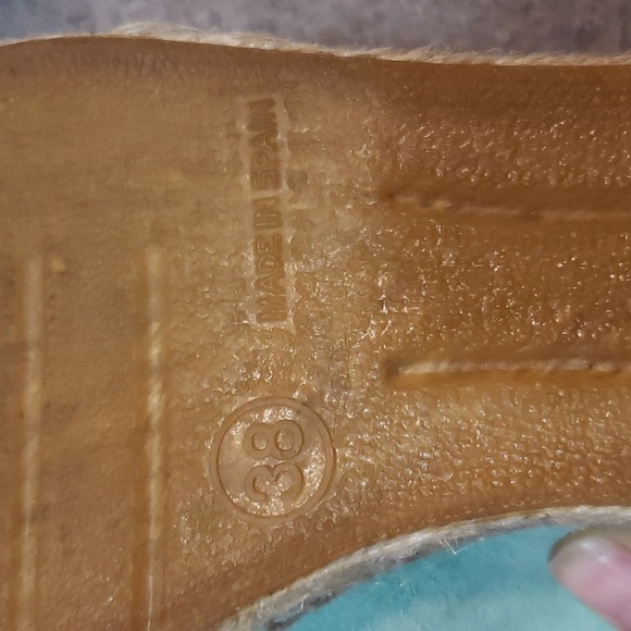 NEW Miz Mooz Angela Mint Suede Perforated Espadrille Flats Size 38 - Picture 3 of 5